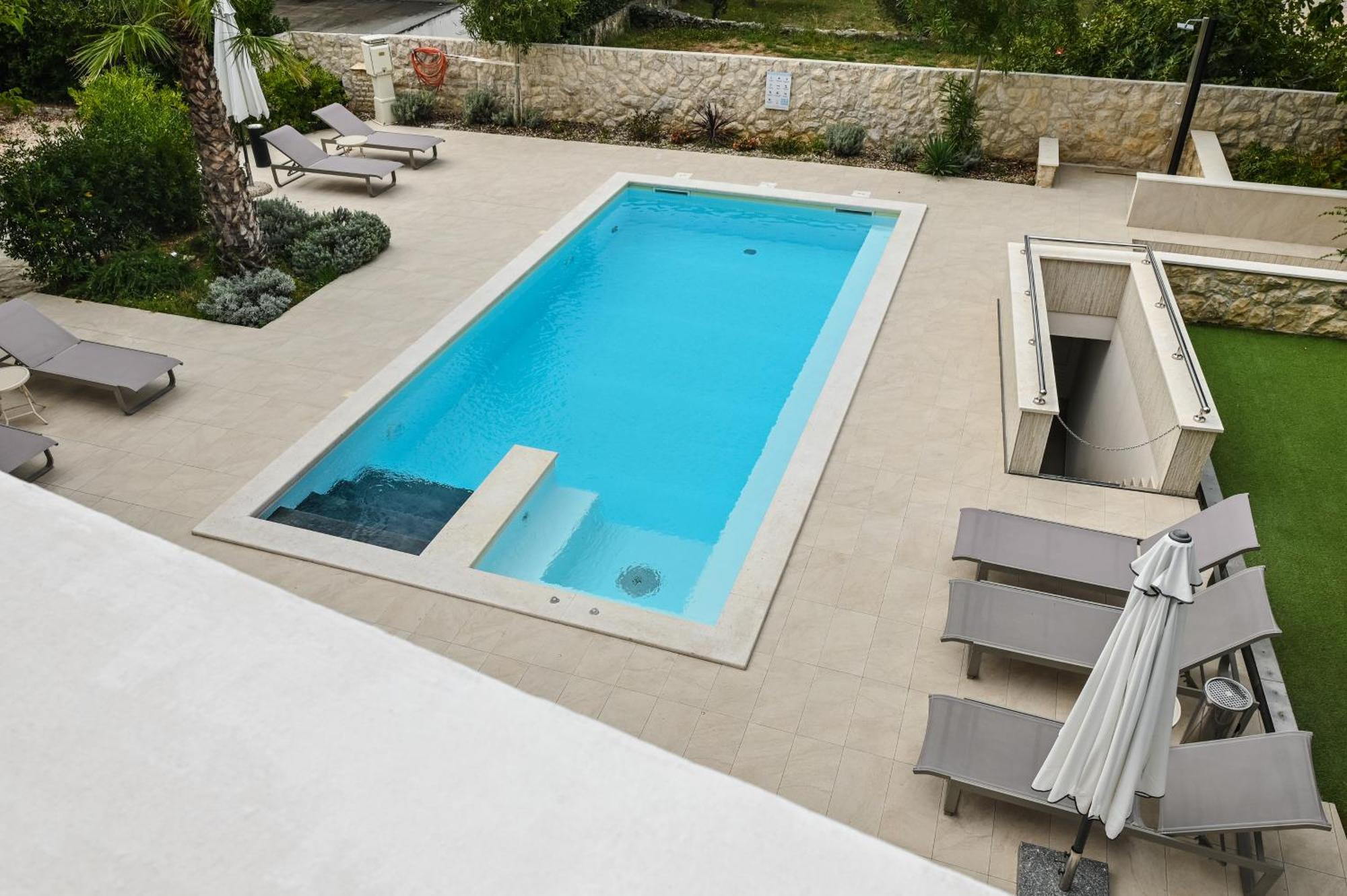 Seagull Pool Apartments & Studios Novalja Quarto foto